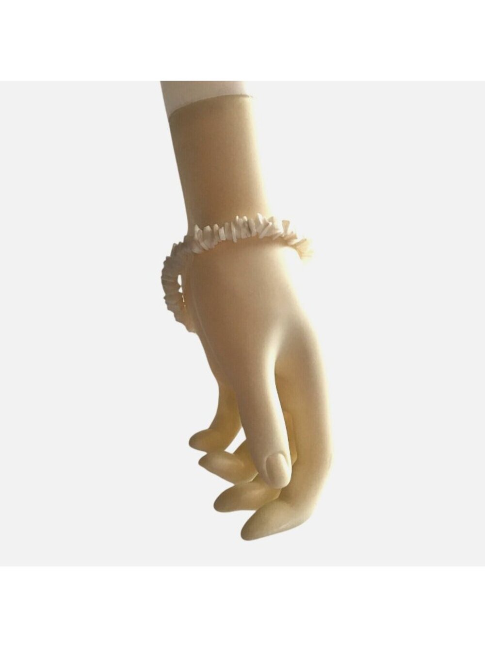BEAUTIFUL WOMENS WHITE TONE BEADED BRACELET